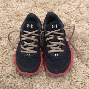 Girls Under Armour Sneakers Running Shoes Size 12